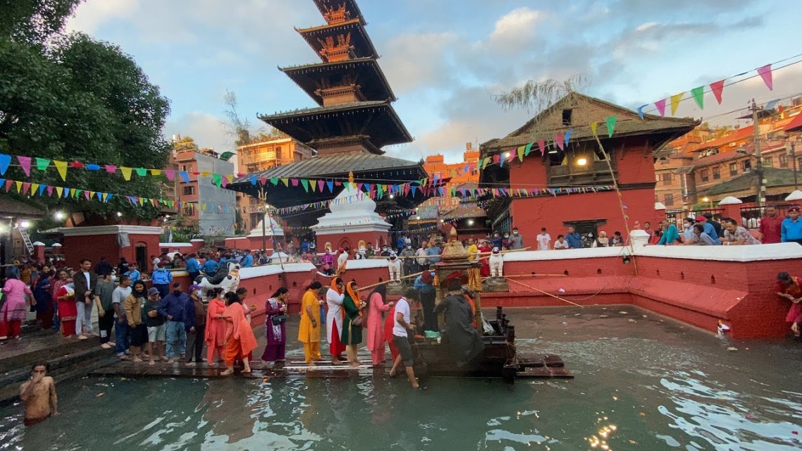 जनैपूर्णिमाको अवसरमा कुम्भेश्वरमा मेला