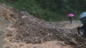 दक्षिण ललितपुर विद्युत तथा सञ्चार सम्पर्कबिहिन