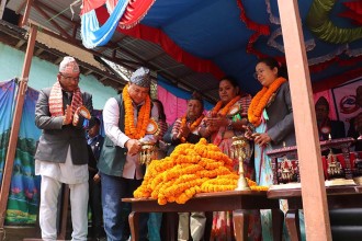 विभिन्न क्षेत्रमा योगदान र विशिष्टता हासिल गरेकालाई महाँकाल गाउँपालिकाको सम्मान