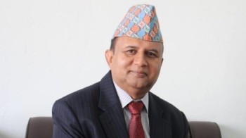 माओवादी नेतासँग अनौपचारिक कुरा गर्न पनि सचेत हुनुपर्ने भयो :एमाले महासचिव पोखरेल