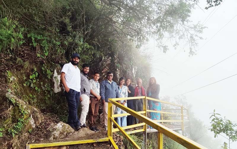 डराउँदै हिँड्नुपर्ने घँचेट्ने ढुंगा, बन्न सक्छ पर्यटकीय गन्तव्य